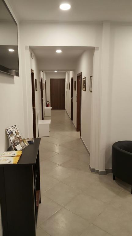 Hotel Wonderful Time Rom Exterior foto